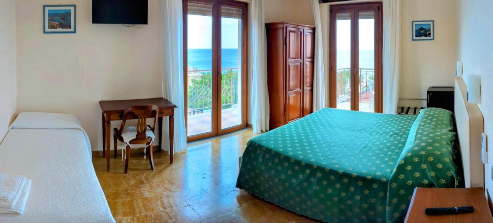 Paradiso Hotel Ristorante Riaci Capo Ngoại thất bức ảnh