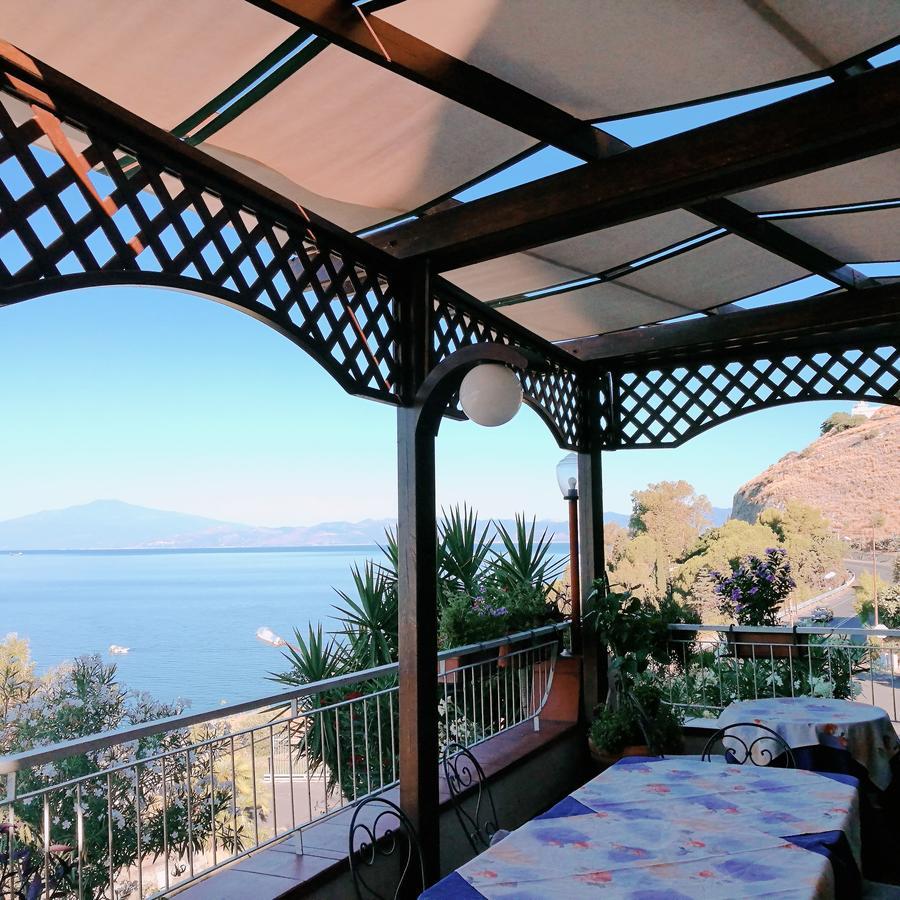 Paradiso Hotel Ristorante Riaci Capo Ngoại thất bức ảnh