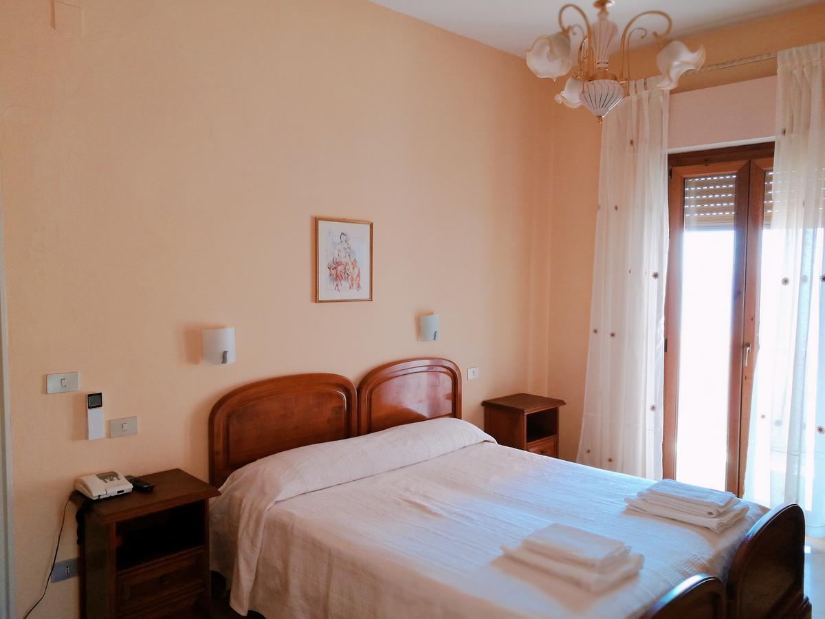 Paradiso Hotel Ristorante Riaci Capo Ngoại thất bức ảnh